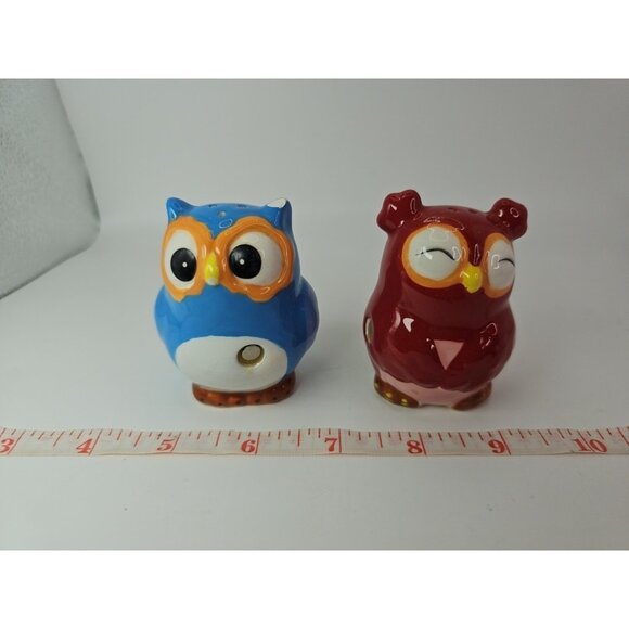 SALT & PEPPER SHAKERS Kitchen Kissing Owls Topsy Turvy Magnetic VTG - Picture 2 of 16